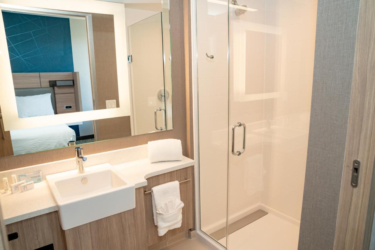 Springhill Suites By Marriott Woodbridge Buitenkant foto