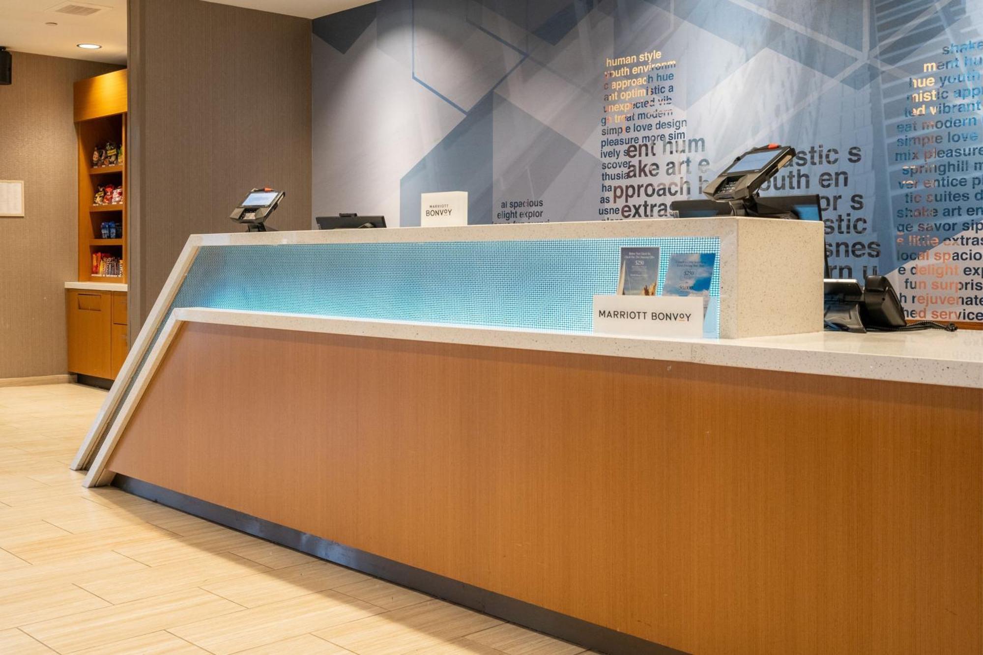 Springhill Suites By Marriott Woodbridge Buitenkant foto