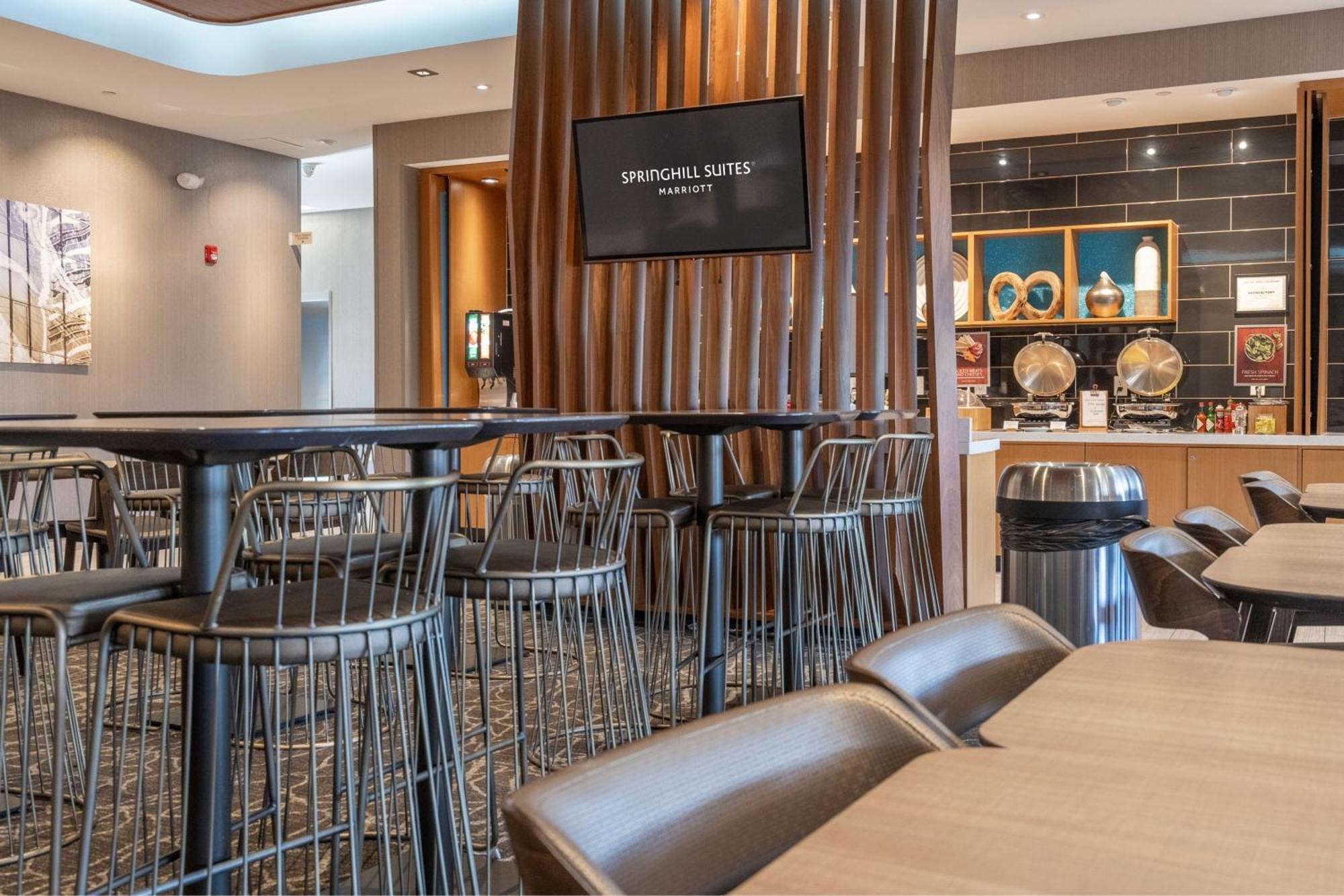 Springhill Suites By Marriott Woodbridge Buitenkant foto