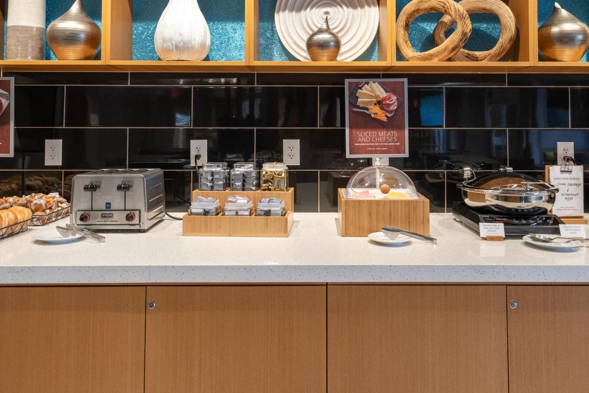 Springhill Suites By Marriott Woodbridge Buitenkant foto