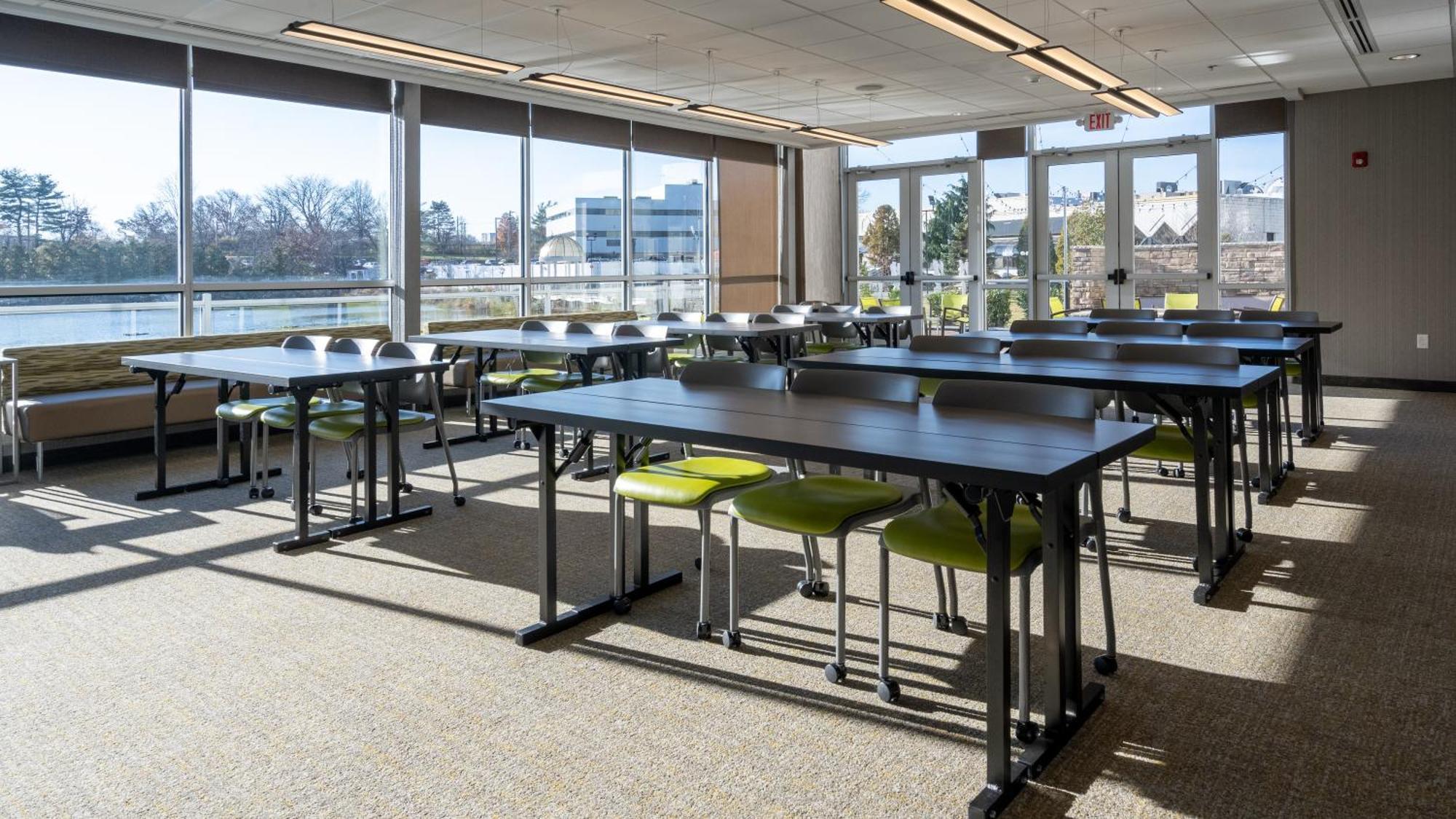 Springhill Suites By Marriott Woodbridge Buitenkant foto